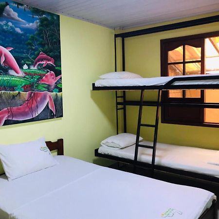 Hostal La Esperanza Leticia Eksteriør billede