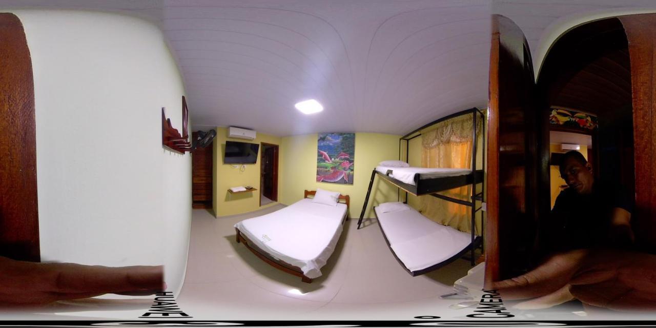 Hostal La Esperanza Leticia Eksteriør billede